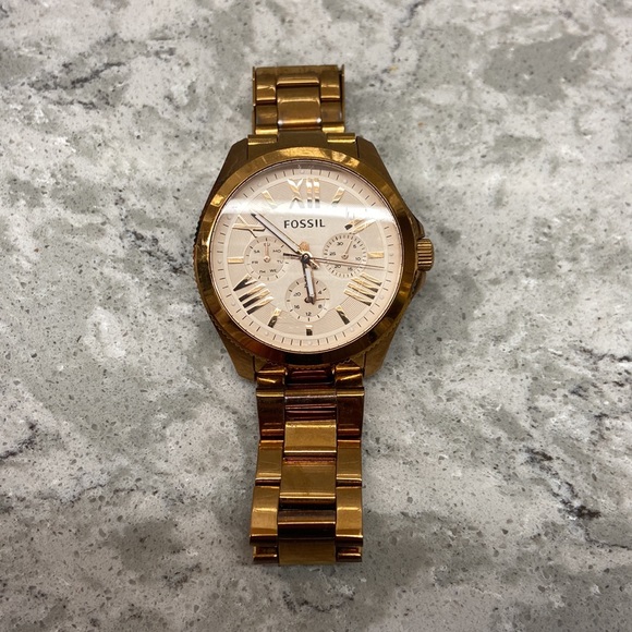 Fossil Rose Gold Watch - Picture 6 of 6